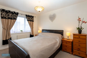 Bedroom- click for photo gallery